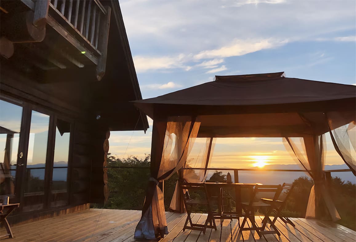 テラスから見る朝焼け